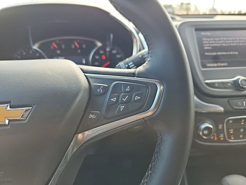 Used 2023 Chevrolet Equinox LT image 19