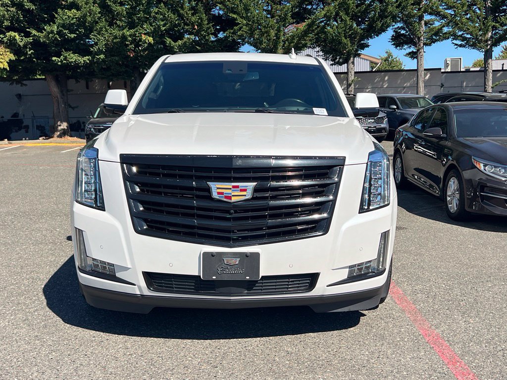 Used 2016 Cadillac Escalade Platinum AWD/4WD image 6