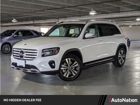 Used 2025 Mercedes-Benz GLB 250 image 1