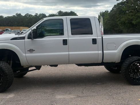 Used 2015 Ford F250 XL w/ Power Equipment Group AWD/4WD image 49