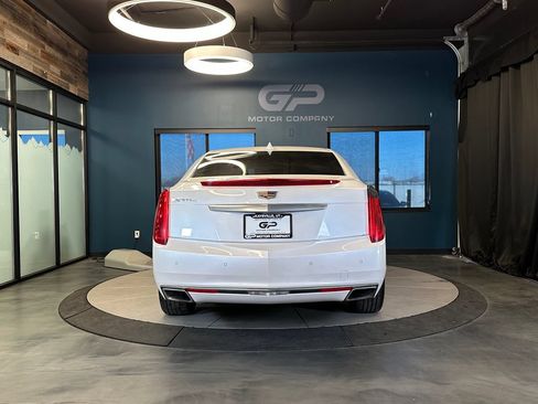 Used 2016 Cadillac XTS Premium AWD/4WD image 4