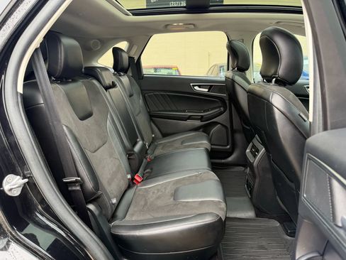 Used 2017 Ford Edge Sport w/ Equipment Group 401A image 17