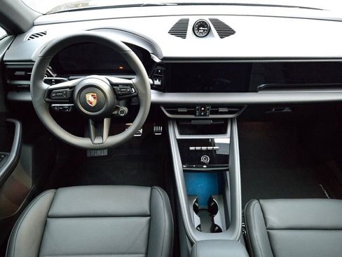 New 2025 Porsche Macan 4S Electric image 26