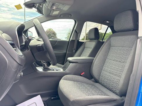 Certified 2024 Chevrolet Equinox LT w/ LPO, Floor Liner Package FWD image 11