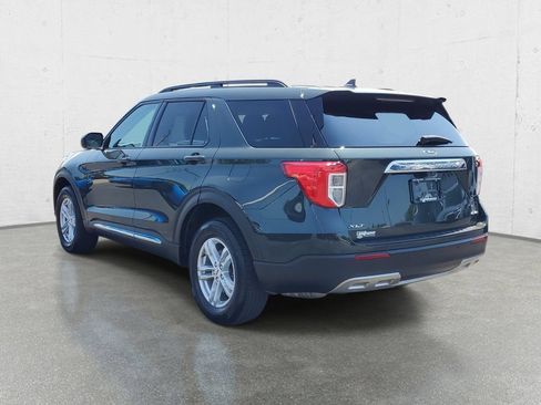 Used 2023 Ford Explorer XLT w/ Equipment Group 202A AWD/4WD image 5