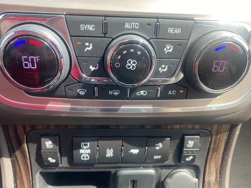 Used 2015 GMC Acadia Denali AWD/4WD image 19