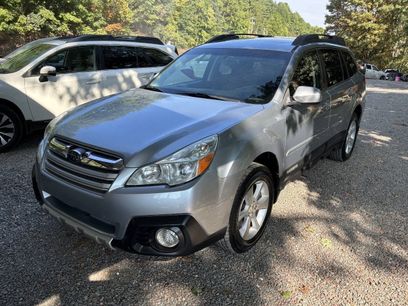 Used 2014 Subaru Outback 3.6R Limited w/ Moonroof Package