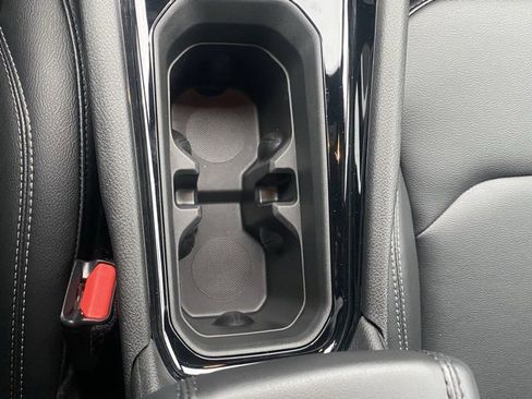 New 2026 Jeep Compass Limited image 24