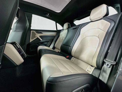 New 2026 Porsche Cayenne Electric Coupe AWD/4WD image 22