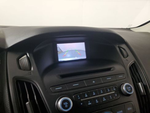 Used 2015 Ford Focus S image 12