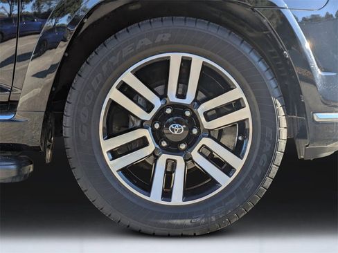 Used 2015 Toyota 4Runner Limited image 10