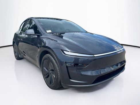 Used 2026 Tesla Model Y Long Range AWD/4WD image 7
