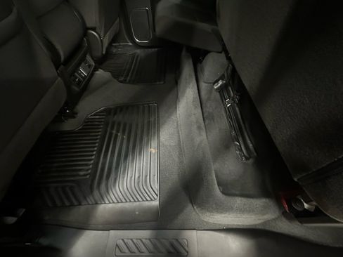 Certified 2025 GMC Sierra 1500 Elevation AWD/4WD image 25
