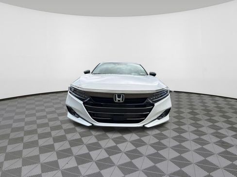Used 2021 Honda Accord Sport image 2