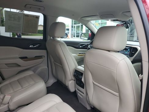 Used 2019 GMC Acadia Denali w/ Technology Package FWD image 26