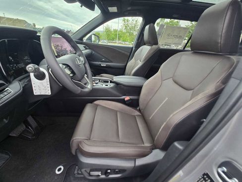 New 2026 Lexus TX 550h AWD Plug-In Hybrid image 24