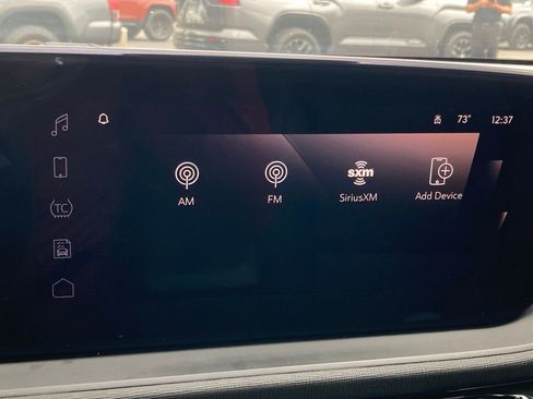 Used 2025 Buick Envista Sport Touring image 23