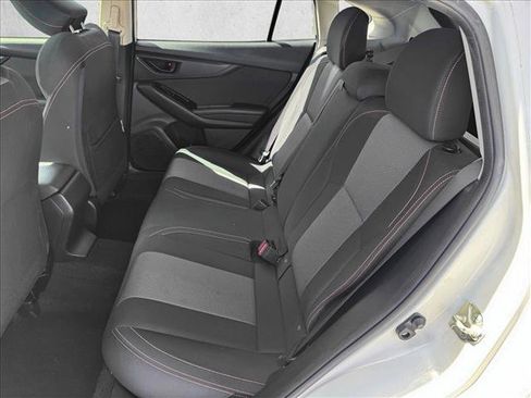 Used 2020 Subaru Crosstrek 2.0i Premium AWD/4WD image 17