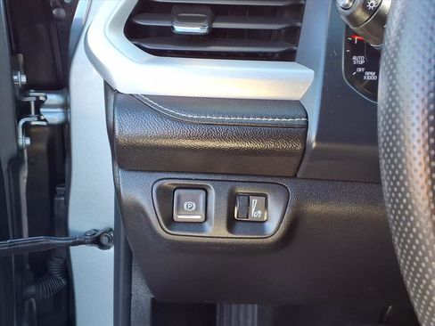 Used 2023 GMC Acadia SLE w/ Elevation Edition image 20