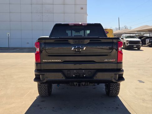Certified 2026 Chevrolet Silverado 1500 ZR2 image 4
