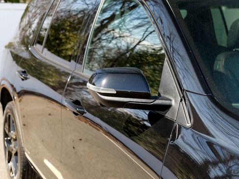 Used 2024 Chevrolet Traverse RS w/ LPO, Floor Liner Package image 10