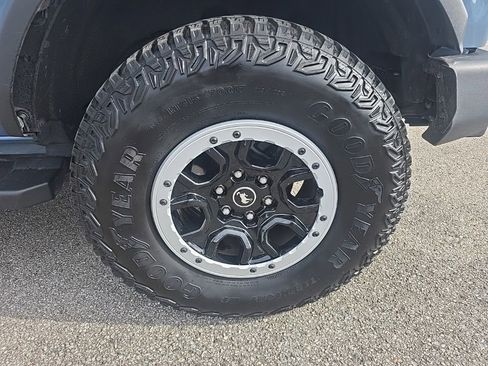 Used 2024 Ford Bronco Outer Banks w/ Sasquatch Package image 9