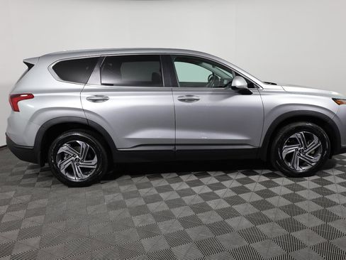 Used 2023 Hyundai Santa Fe SE FWD image 4