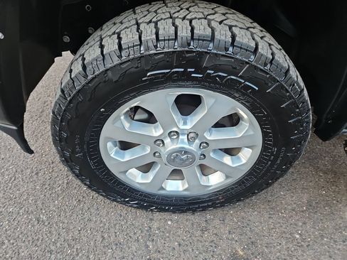 Used 2023 RAM 3500 Laramie AWD/4WD image 26