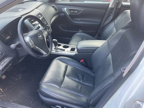 Used 2013 Nissan Altima 2.5 SL FWD image 13