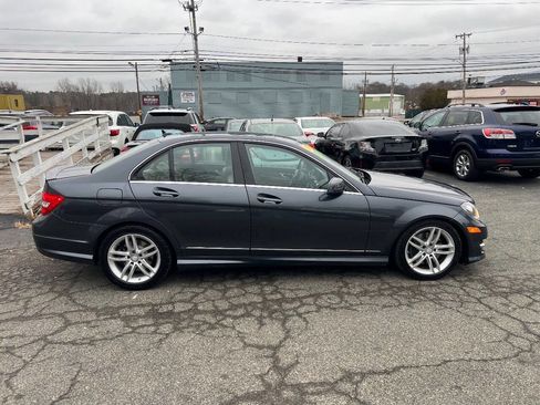 Used 2013 Mercedes-Benz C 300 4MATIC Sedan image 8