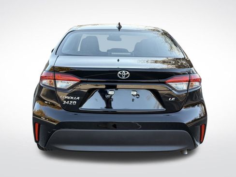 Used 2025 Toyota Corolla LE image 6