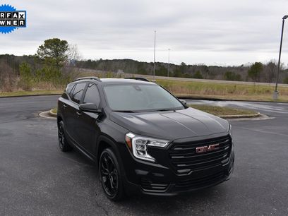 Used 2022 GMC Terrain SLE w/ Driver Convenience Package