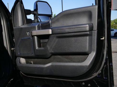 Used 2022 Ford F250 Platinum w/ Tremor Off-Road Package AWD/4WD image 46