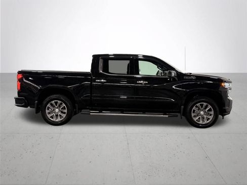 Certified 2022 Chevrolet Silverado 1500 High Country w/ Z71 Off-Road Package AWD/4WD image 9
