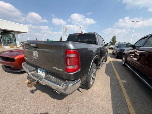 Used 2022 RAM 1500 Laramie AWD/4WD image 3