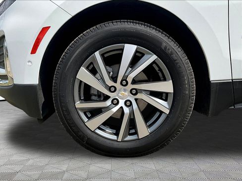 Used 2022 Chevrolet Equinox Premier FWD image 34