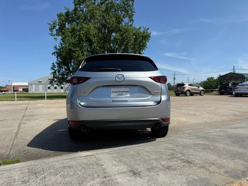 Used 2017 MAZDA CX-5 Grand Touring w/ Premium Package FWD image 5