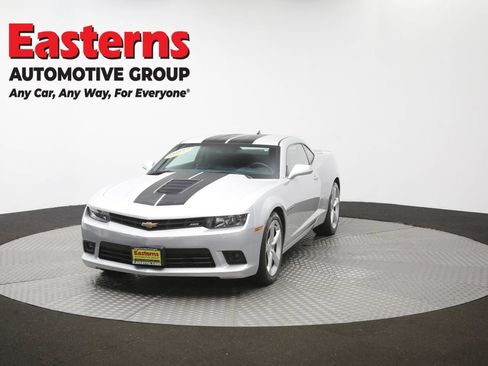 Used 2015 Chevrolet Camaro SS RWD image 50