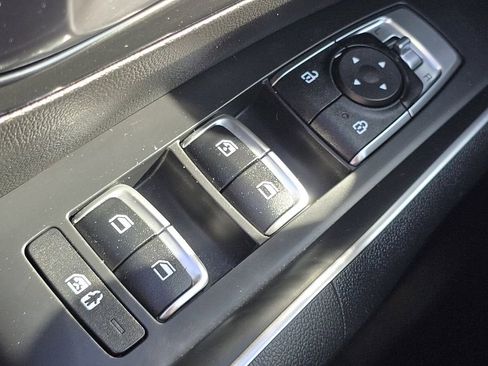 Used 2023 Kia Sorento EX AWD/4WD image 27