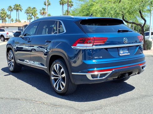 Certified 2022 Volkswagen Atlas Cross Sport SEL Premium R-Line AWD/4WD image 5
