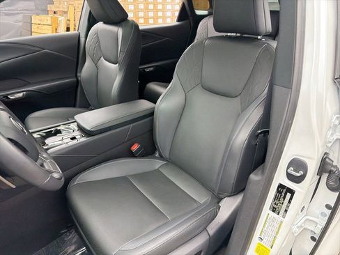 Used 2025 Lexus RX 350 Premium image 20