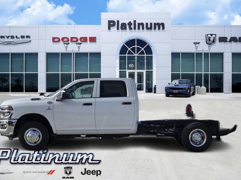 New 2026 RAM 3500 Tradesman w/ Chrome Appearance Group A image 3