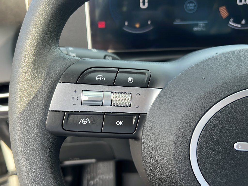 Used 2026 Hyundai Santa Cruz SEL FWD image 19