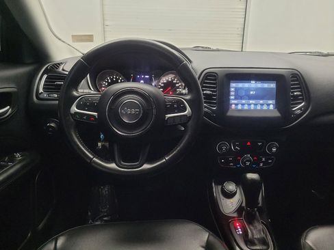 Used 2019 Jeep Compass Latitude AWD/4WD image 22