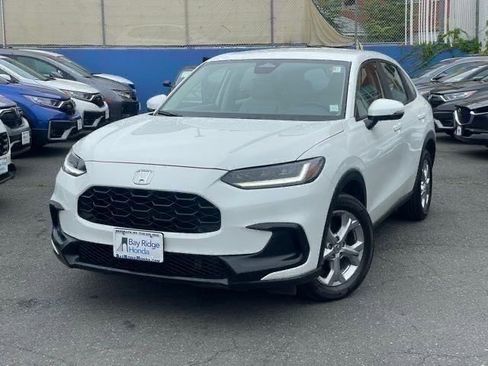 Certified 2025 Honda HR-V LX image 1