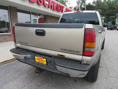 Used 2002 Chevrolet Silverado 2500 LS AWD/4WD image 10