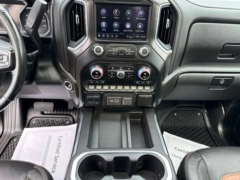 Used 2021 GMC Sierra 2500 AT4 w/ AT4 Premium Plus Package AWD/4WD image 19