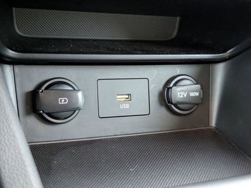 Used 2022 Hyundai Kona SEL image 22