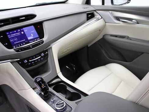 Used 2023 Cadillac XT5 Premium Luxury AWD/4WD image 24