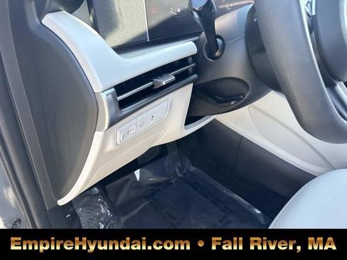 Used 2025 Hyundai Tucson SEL image 22